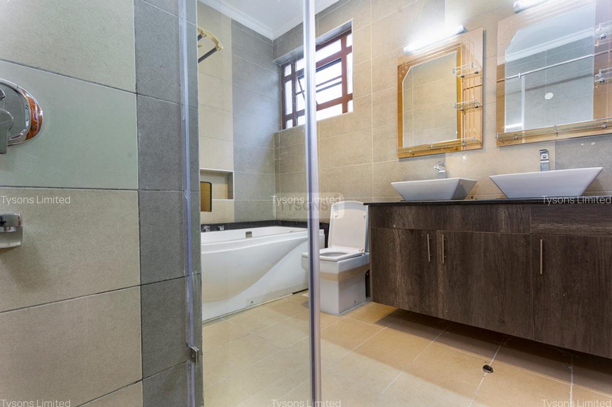 4 Bed Townhouse with En Suite in Ngong - 8