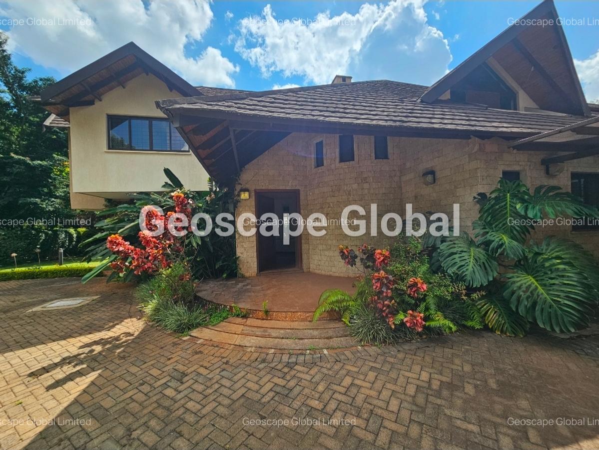 4 Bed House with En Suite in Runda - 1