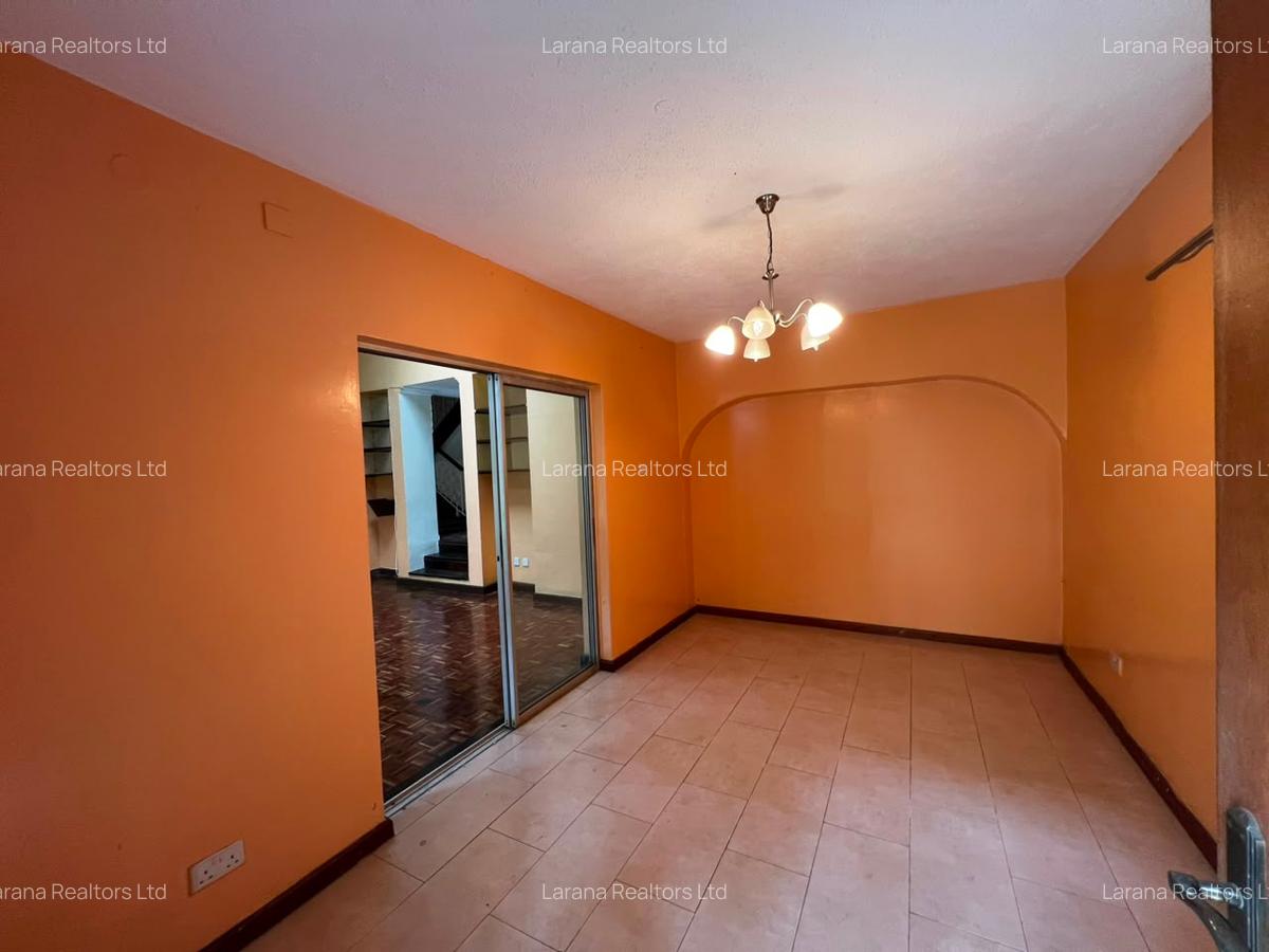 4 Bed Townhouse with Staff Quarters at Ole Dume Rd - 5