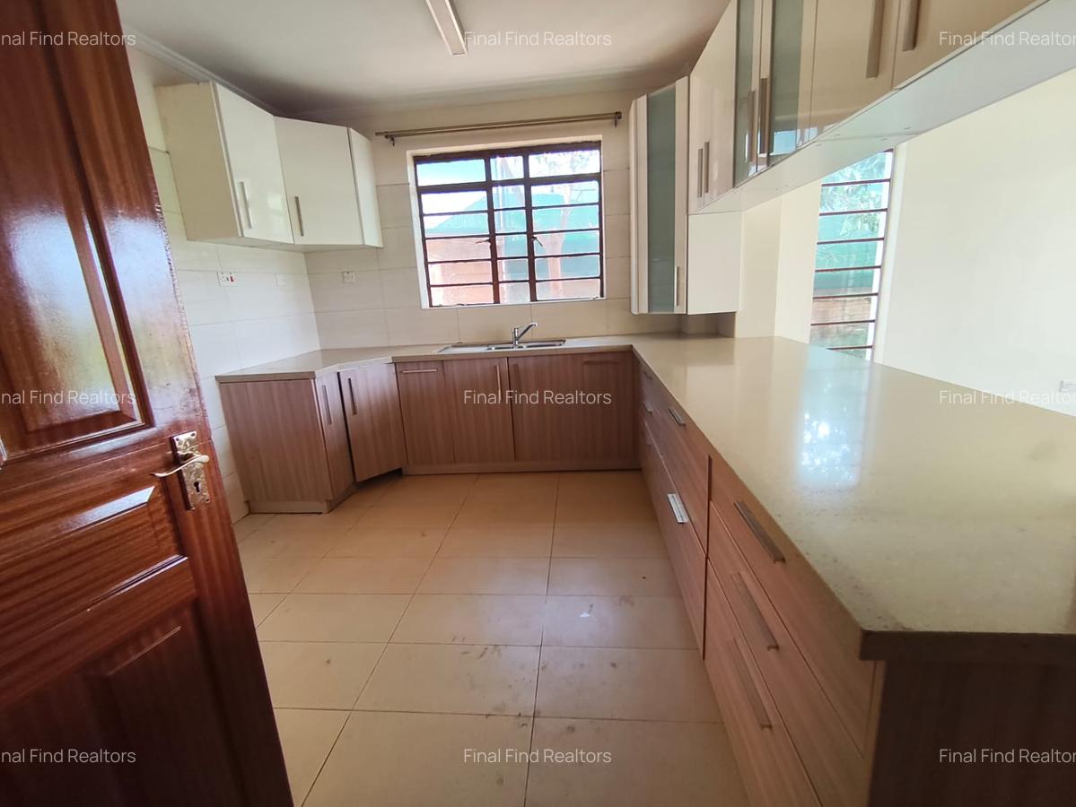 4 Bed Townhouse with En Suite in Runda - 10