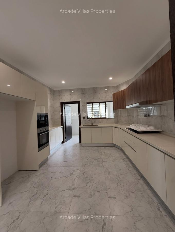 3 Bed Apartment with En Suite in Kileleshwa - 6