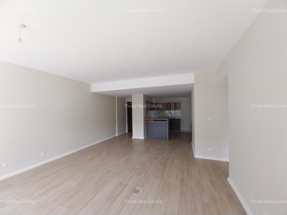2 Bed Apartment with Swimming Pool in Riverside - 3