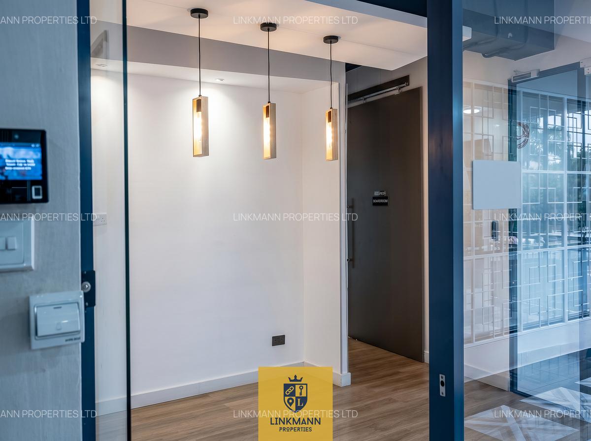 2,030 ft² Office with Service Charge Included in Westlands Area - 10