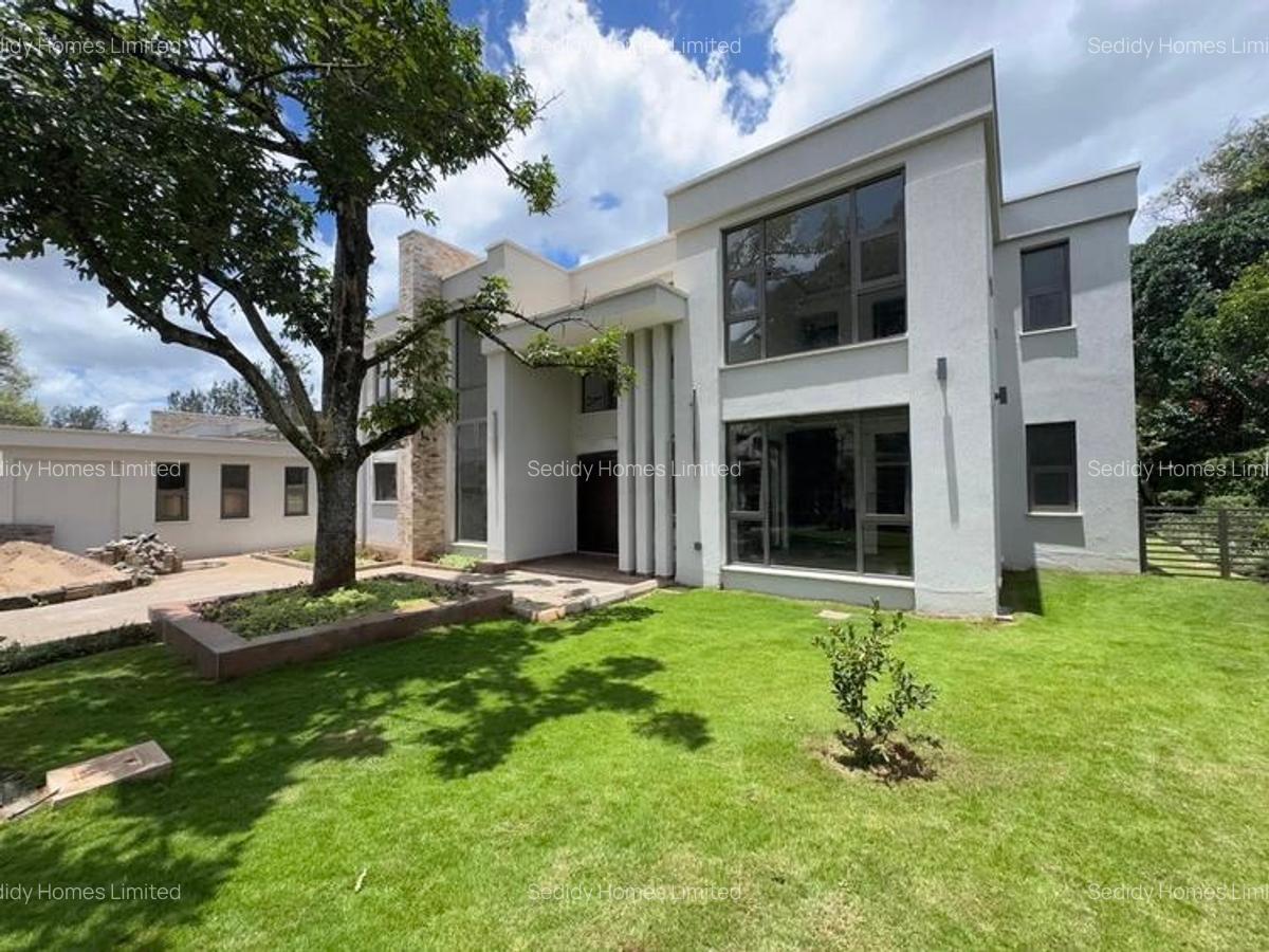 5 Bed Villa with En Suite in Karen - 1