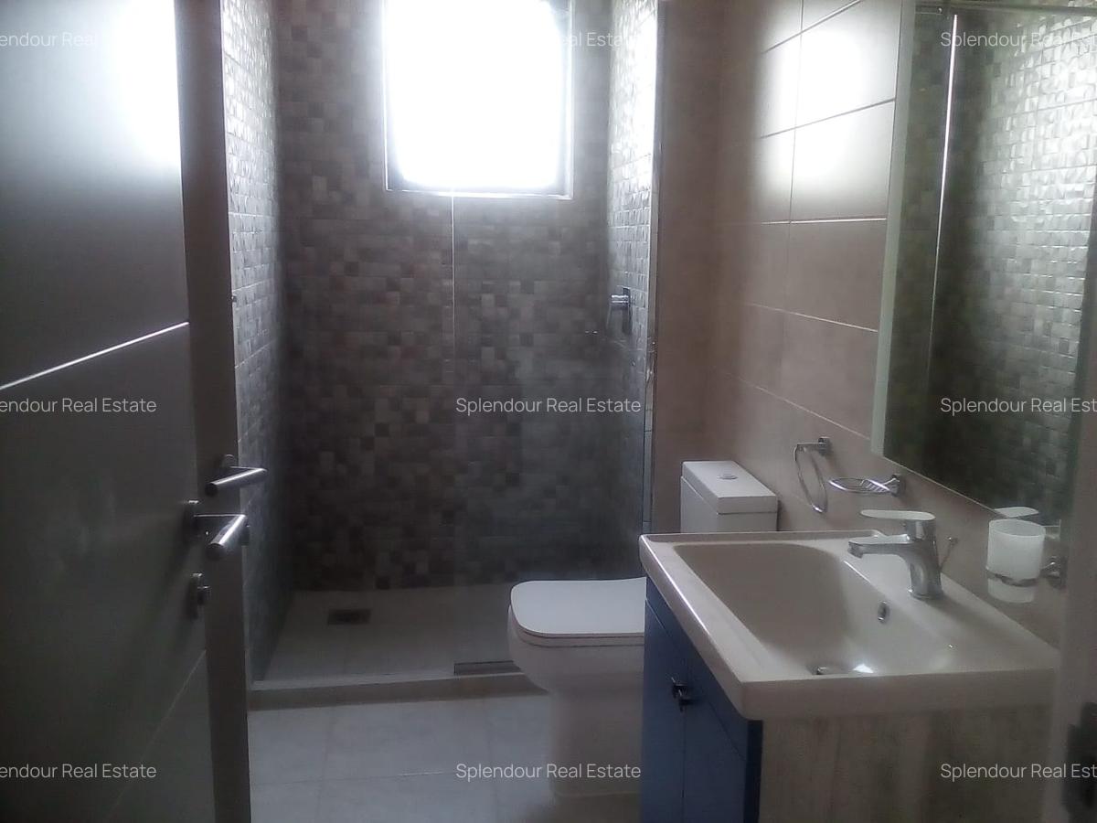 1 Bed Apartment with En Suite in Westlands Area - 4