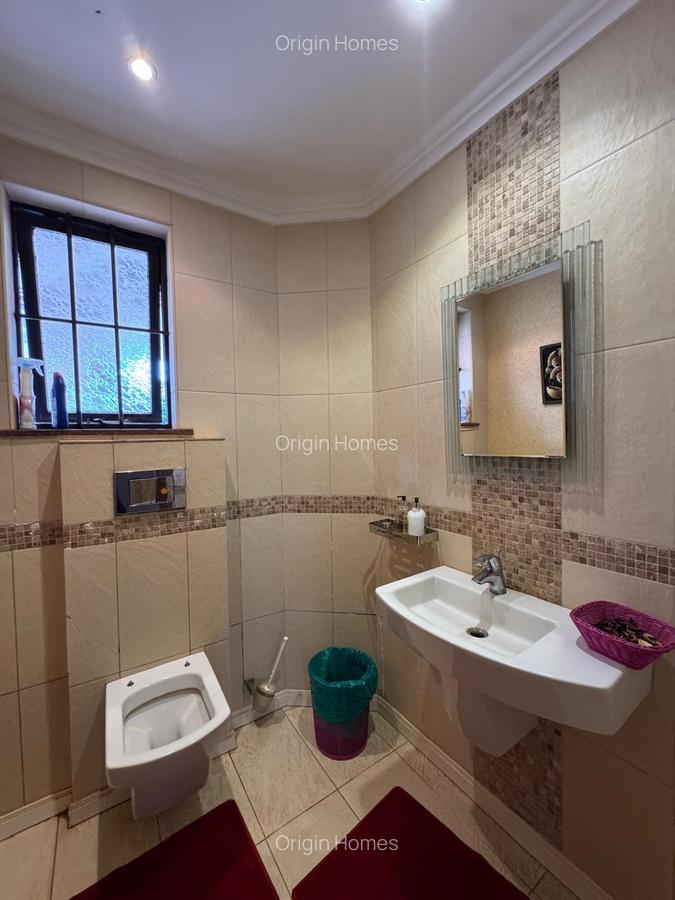 4 Bed House with En Suite at Runda - 5