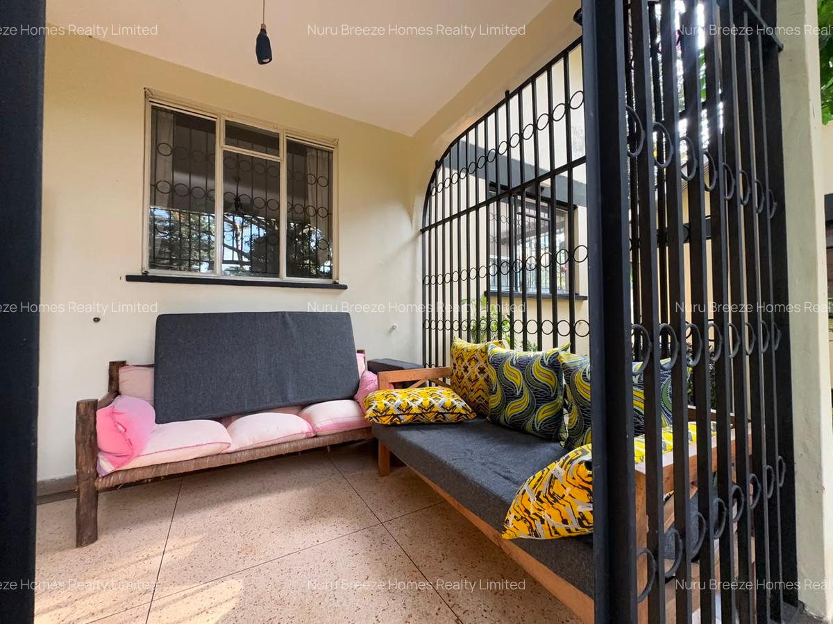 4 Bed House with En Suite in Nyari - 10