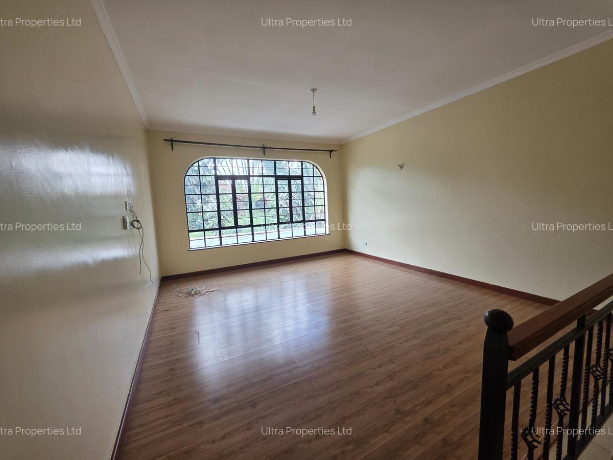 4 Bed Townhouse with En Suite in Kiambu Road - 12
