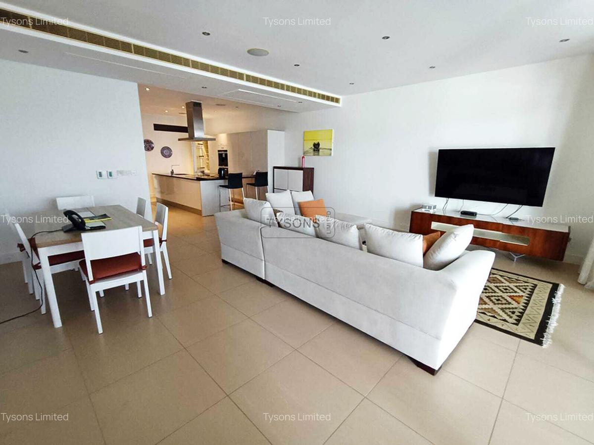 3 Bed Apartment with Swimming Pool at English Point - 2