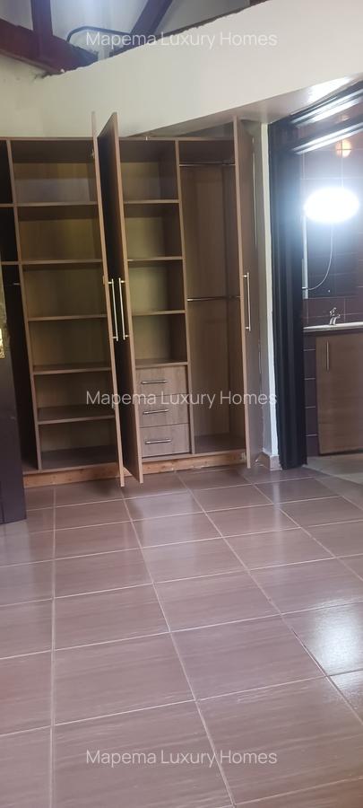 3 Bed House with En Suite at Hillcrest - 7