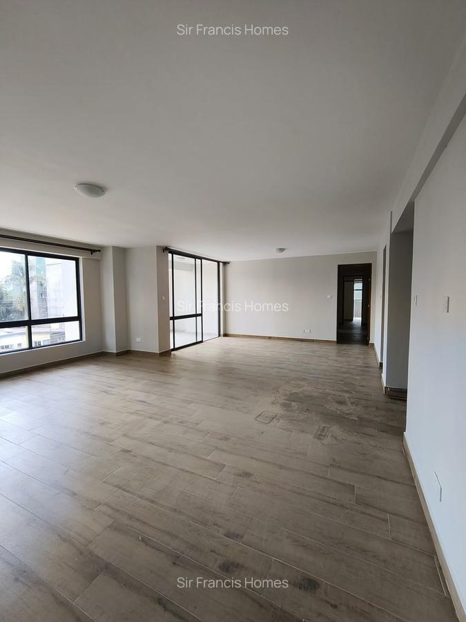 Serviced 2 Bed Apartment with En Suite in Kileleshwa - 11