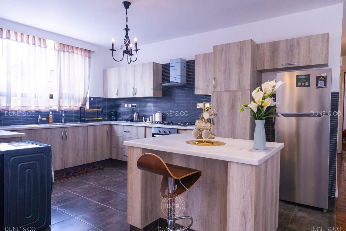 Serviced 2 Bed Apartment with En Suite in Kilimani - 7