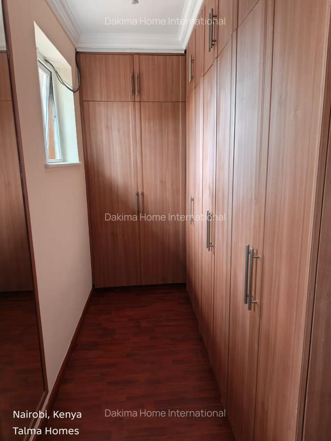 4 Bed Townhouse with En Suite in Brookside - 15