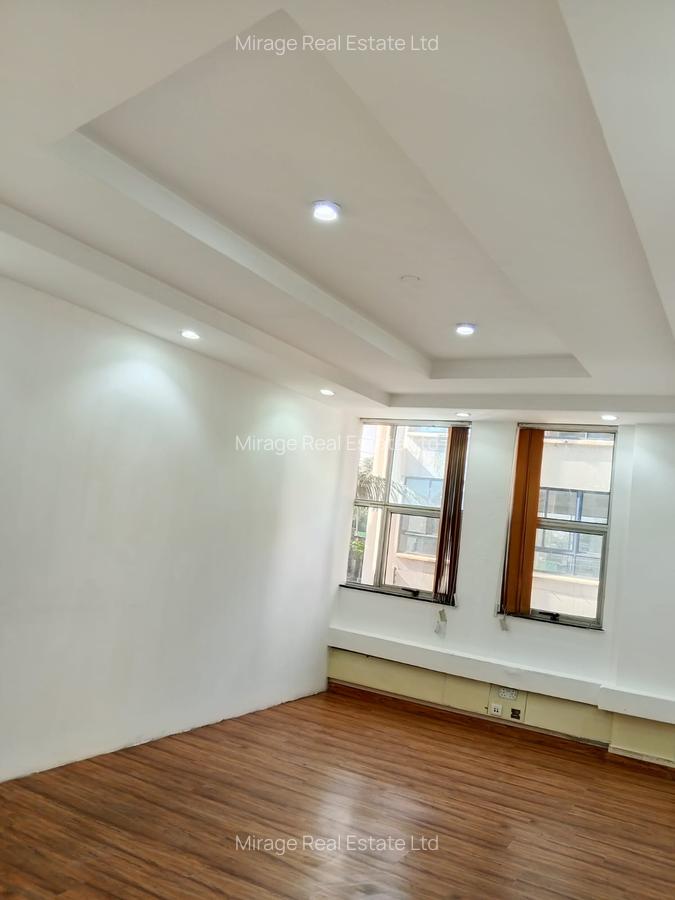 4,000 ft² Office with Service Charge Included in Westlands Area - 15