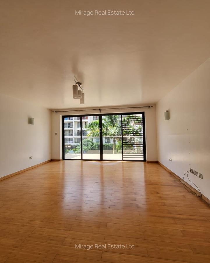 2 Bed Apartment with Swimming Pool in Garden Estate - 6