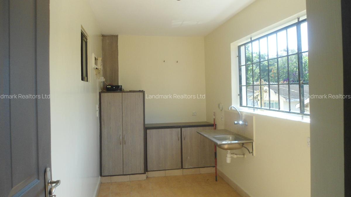 3 Bed Apartment with En Suite at Raphta Road - 6