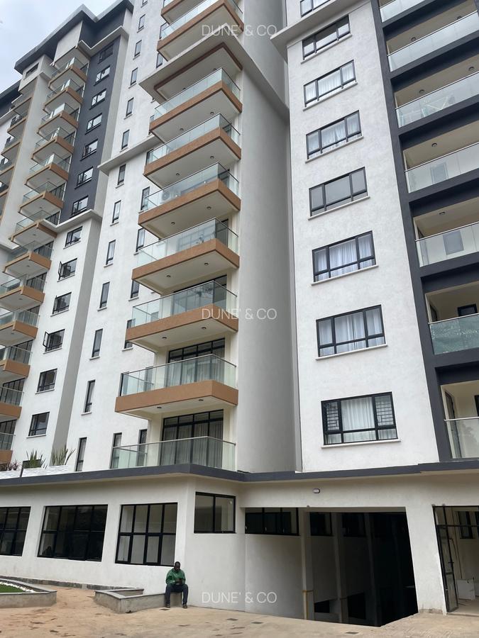 3 Bed Apartment with En Suite in Westlands Area - 17