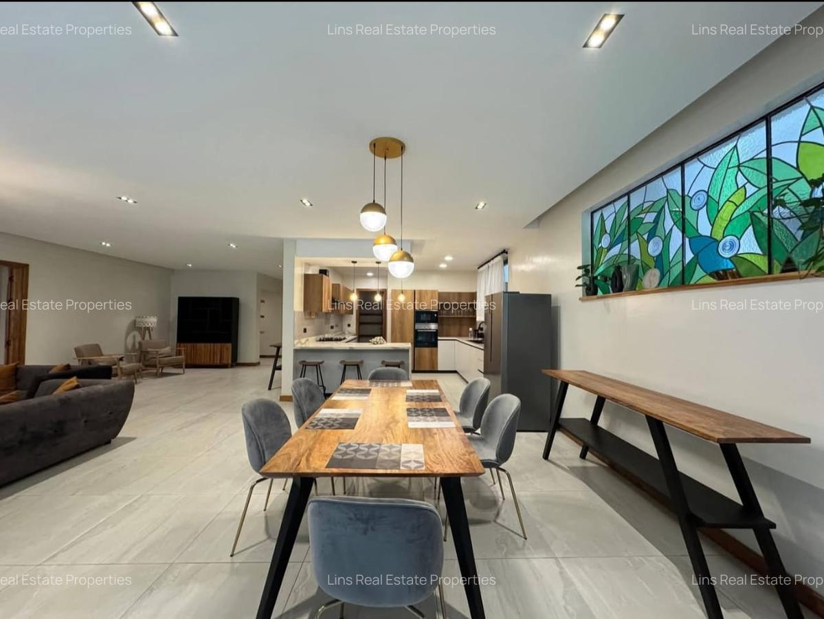 Furnished 4 Bed Apartment with En Suite in Spring Valley - 5