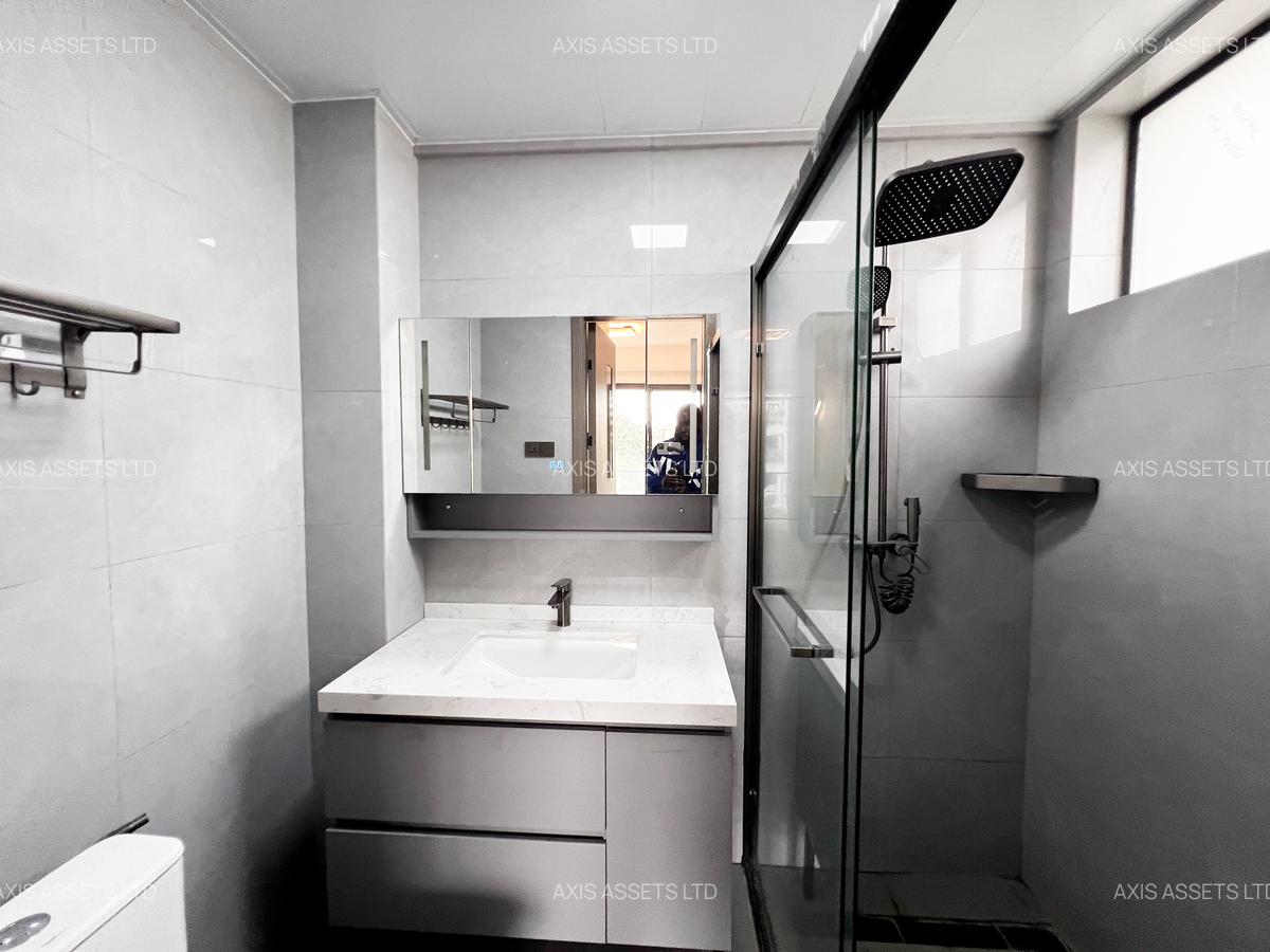 3 Bed Apartment with Swimming Pool at George Padmore - 17