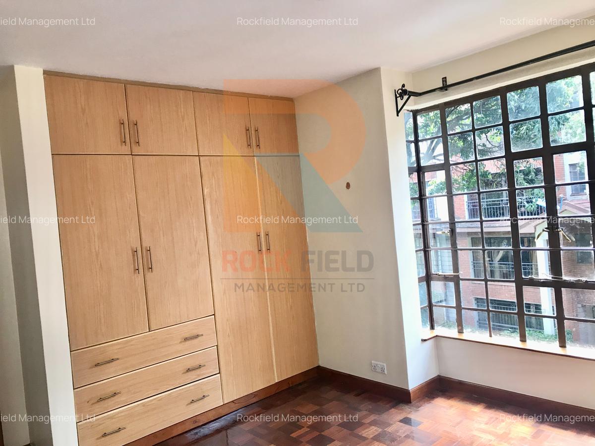 2 Bed Apartment with En Suite in Brookside - 15