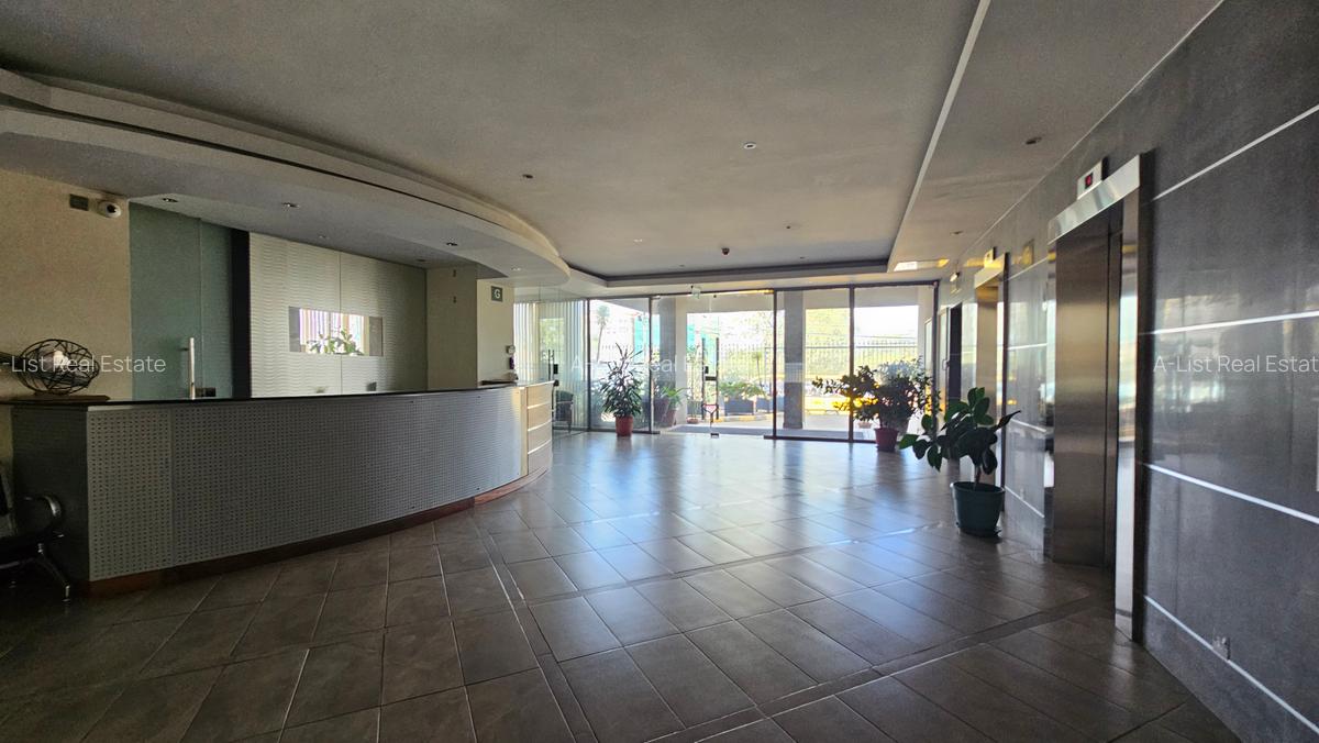 4,400 ft² Commercial Property with Service Charge Included at Upper Hill Area - 1