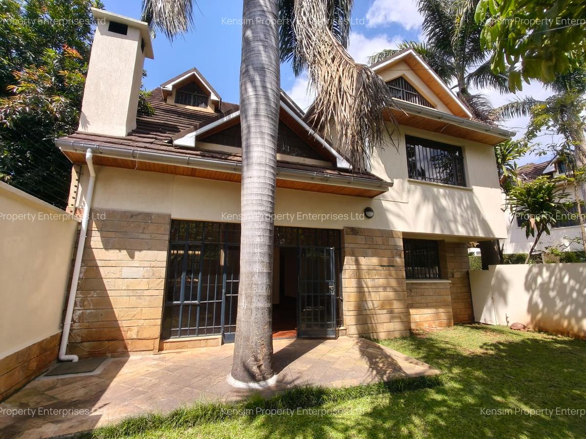 5 Bed Townhouse with En Suite in Lavington - 1