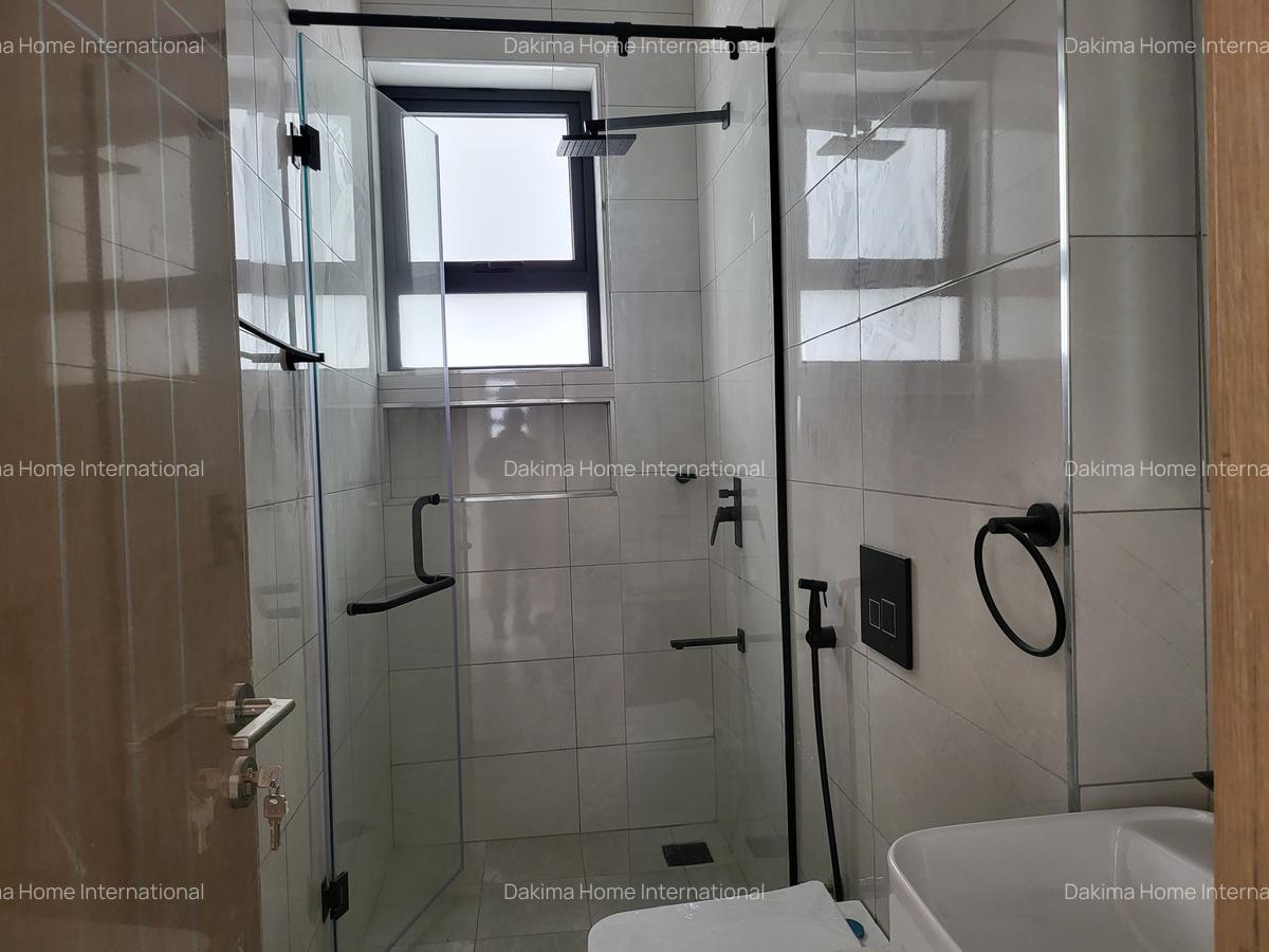 2 Bed Apartment with En Suite in Brookside - 13