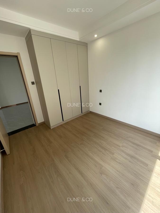 2 Bed Apartment with En Suite in Westlands Area - 15