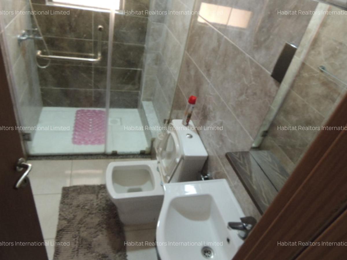 Serviced 3 Bed Apartment with En Suite at Rosewood Avenue - 12