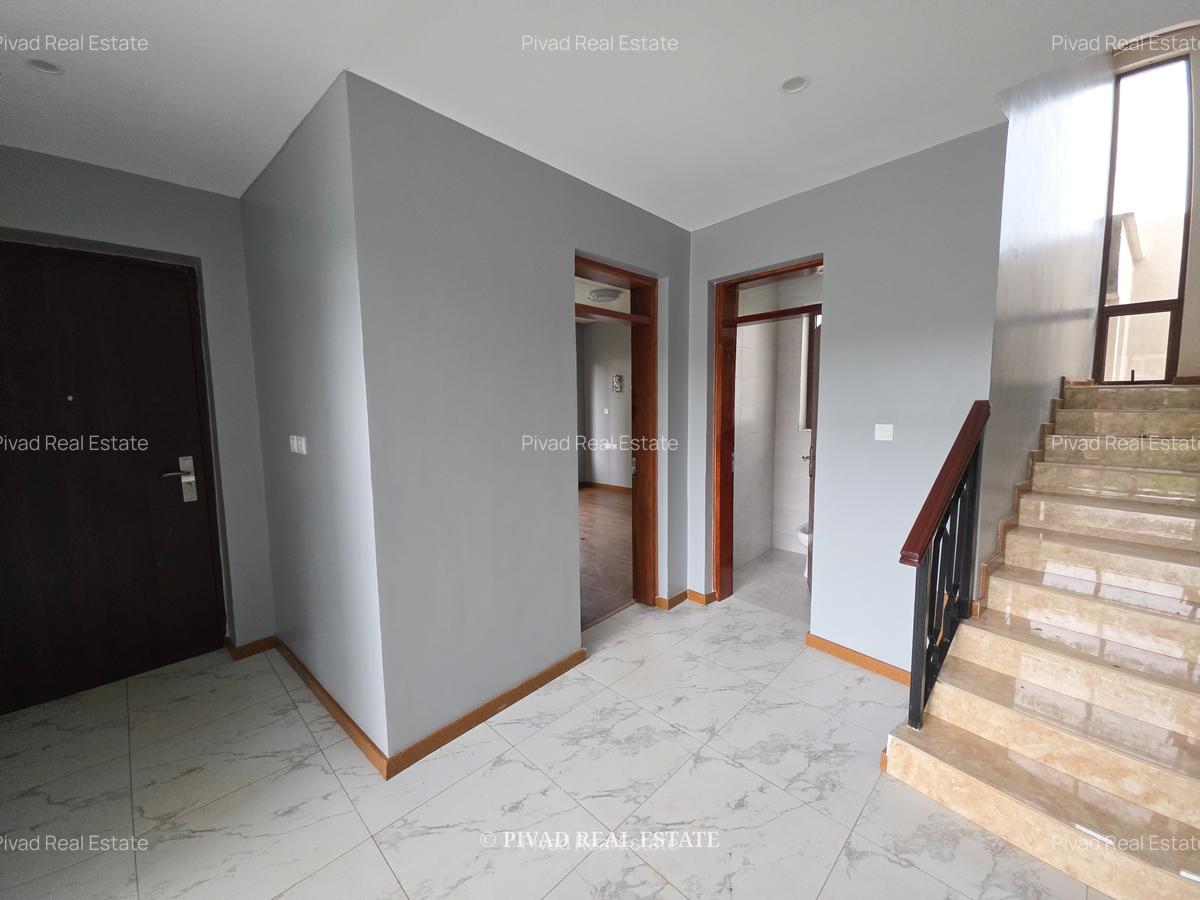 4 Bed Townhouse with Swimming Pool in Runda - 16
