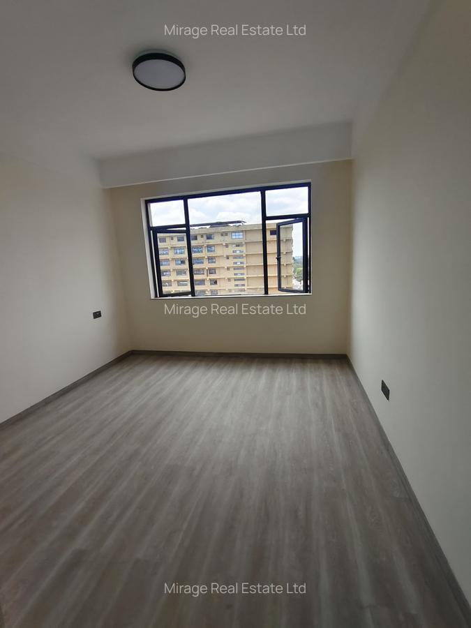 3 Bed Apartment with Swimming Pool in Kilimani - 9