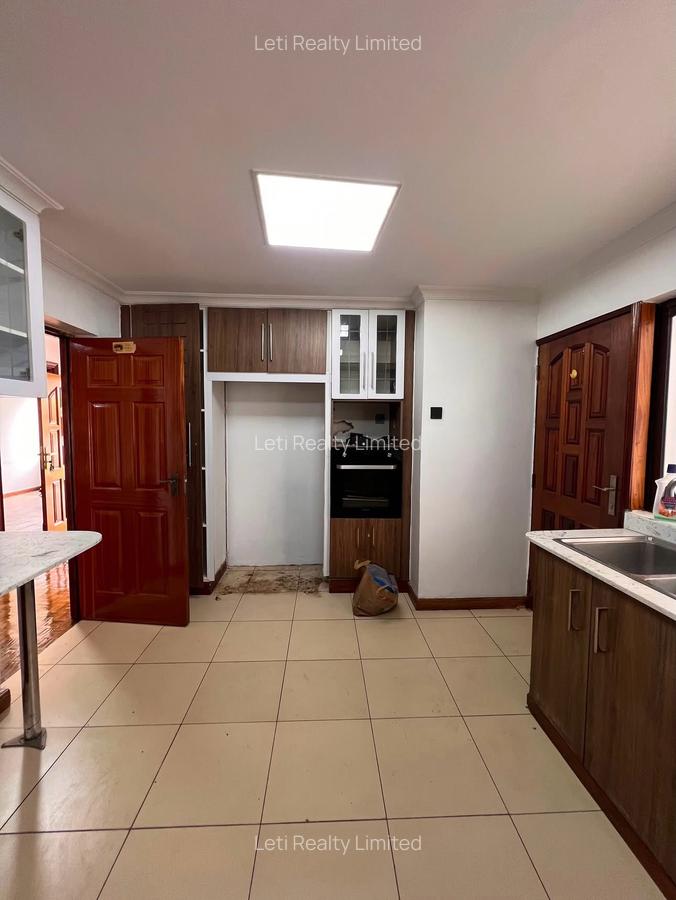 4 Bed Townhouse with En Suite in Kileleshwa - 8