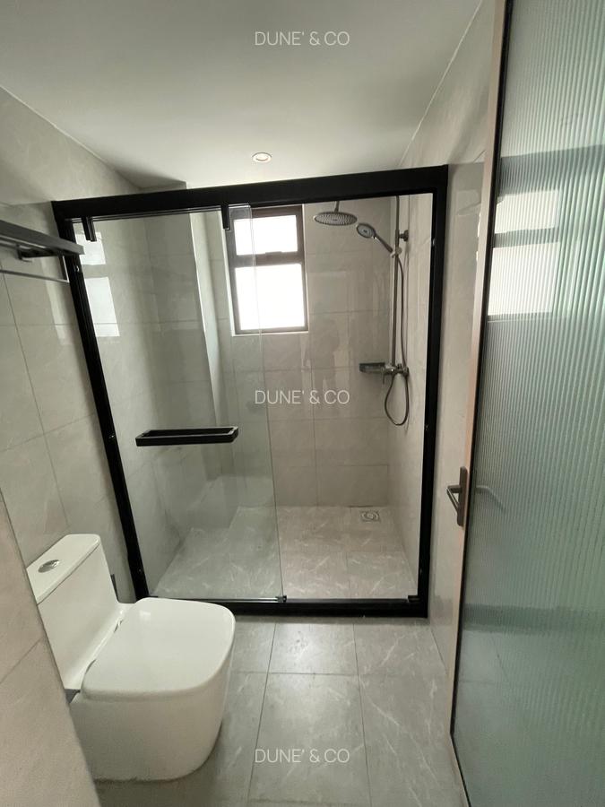 2 Bed Apartment with En Suite in Riverside - 11