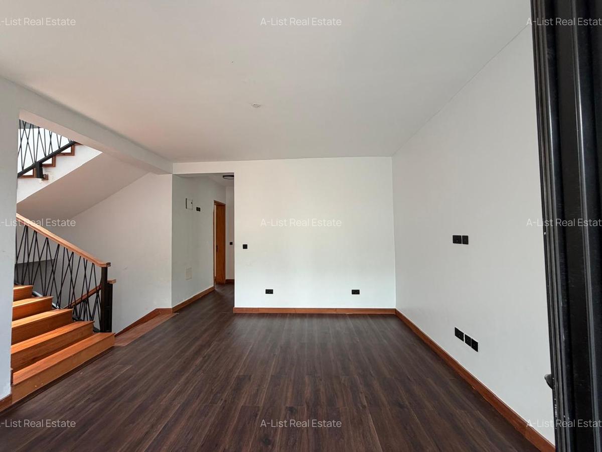 4 Bed Townhouse with Swimming Pool at Kirawa Road - 7