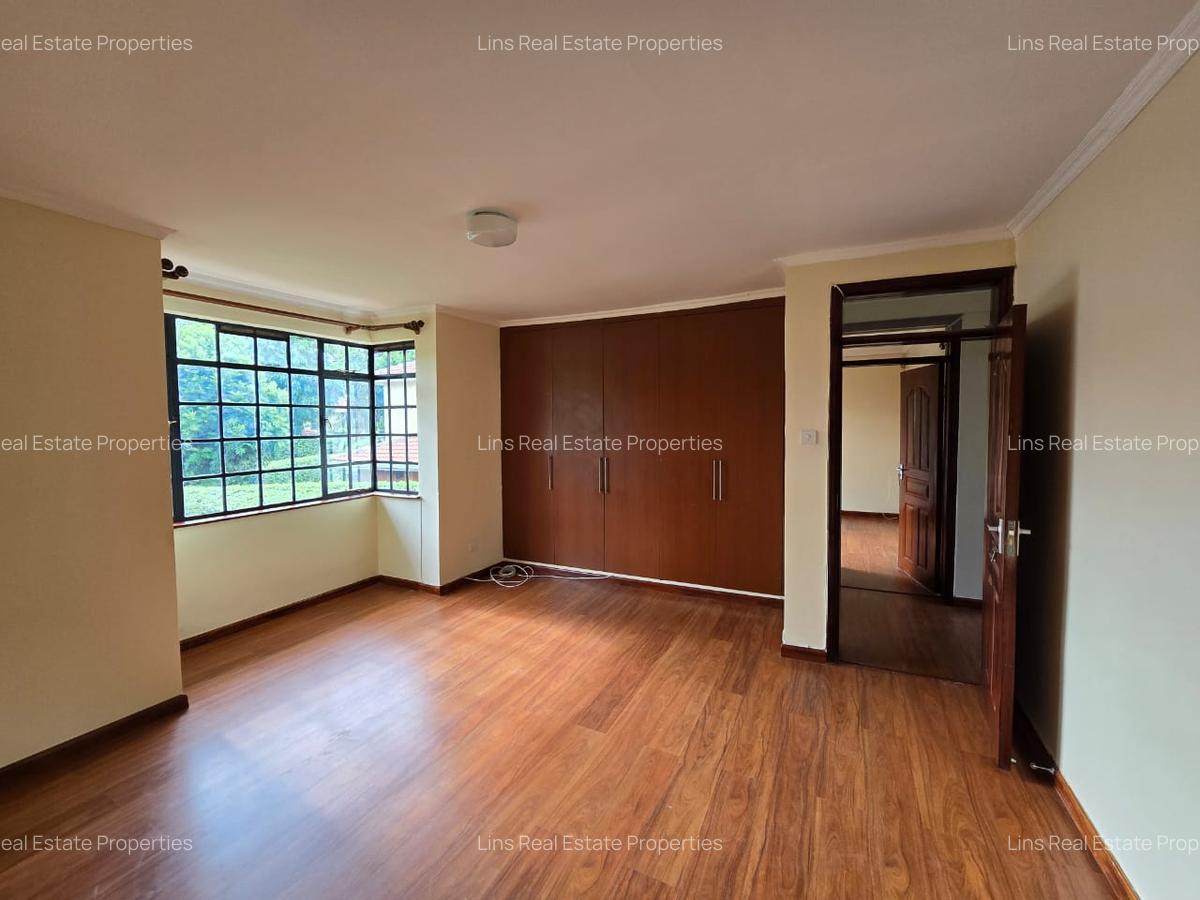 4 Bed Townhouse with En Suite in Kiambu Road - 14