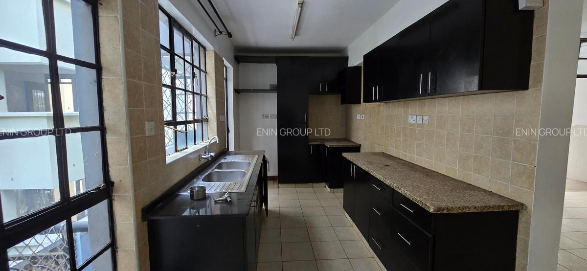 3 Bed Apartment with En Suite in Lavington - 2