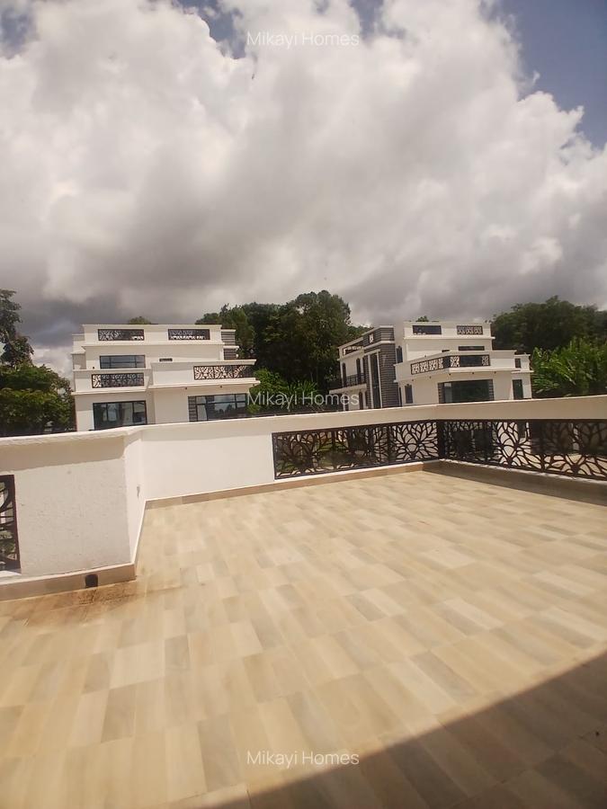 5 Bed Villa with En Suite in Lavington - 19