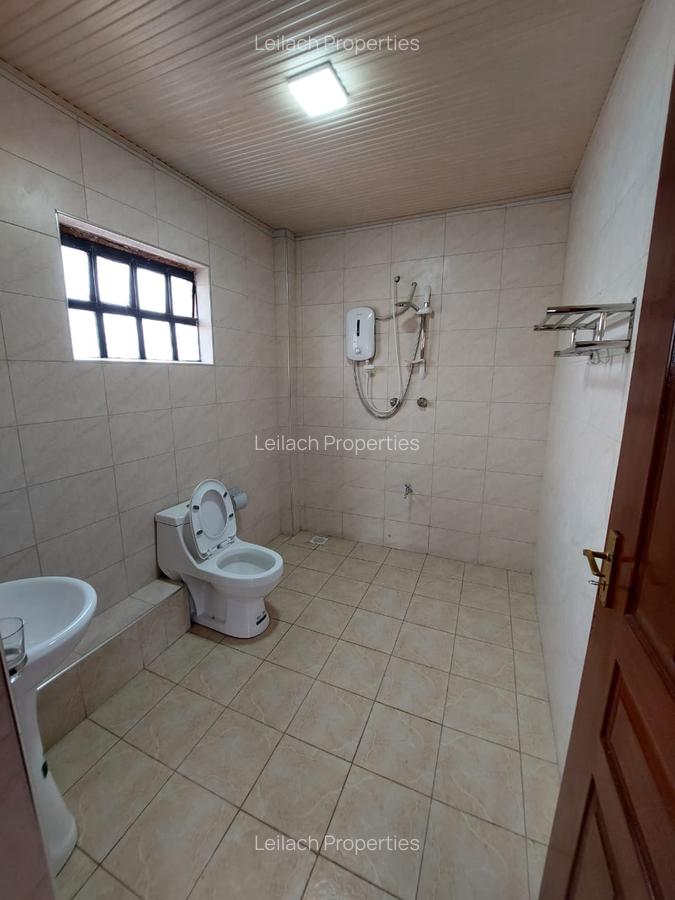 4 Bed House with En Suite in Ongata Rongai - 10