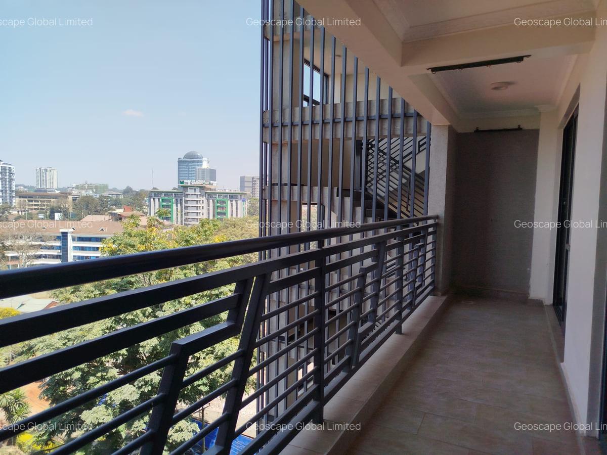 2 Bed Apartment with En Suite in Westlands Area - 3