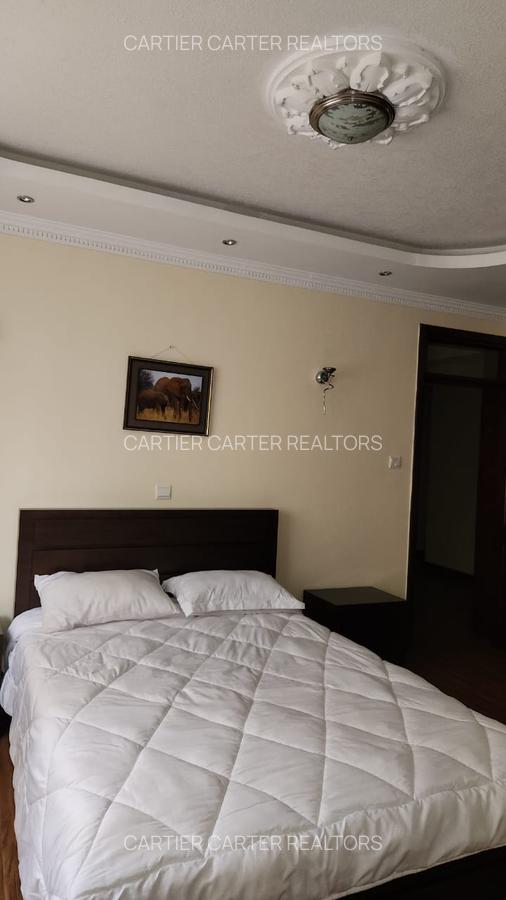 Serviced 3 Bed Apartment with En Suite at River Drive - 4