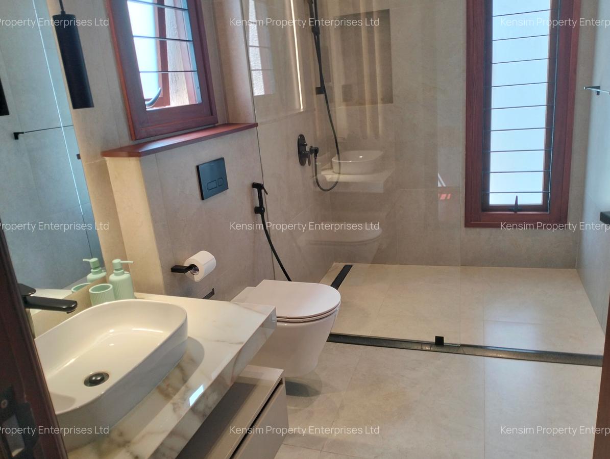 4 Bed Townhouse with En Suite in Runda - 18
