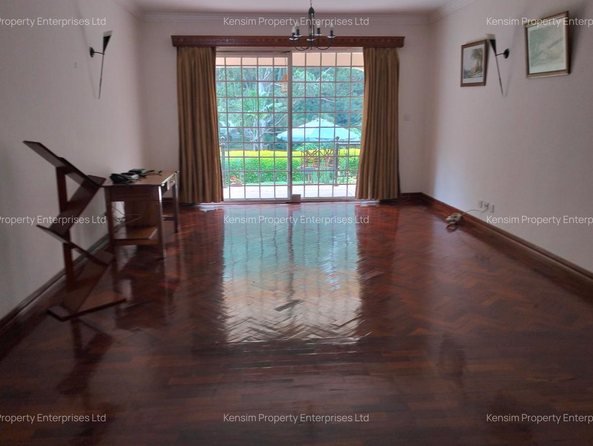 3 Bed Townhouse with En Suite in Spring Valley - 8