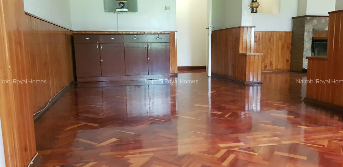 4 Bed House with En Suite at Spring Valley Road - 13