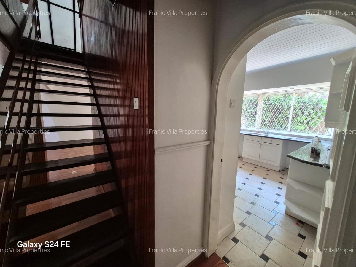 4 Bed House with En Suite at Spring Valley - 13