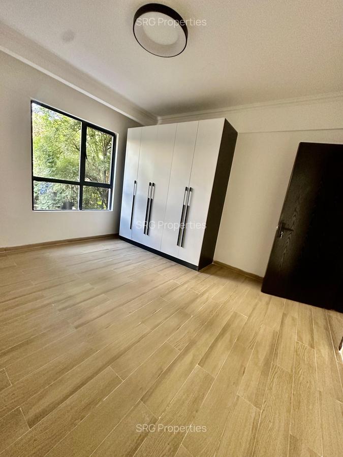 2 Bed Apartment with En Suite in Westlands Area - 18