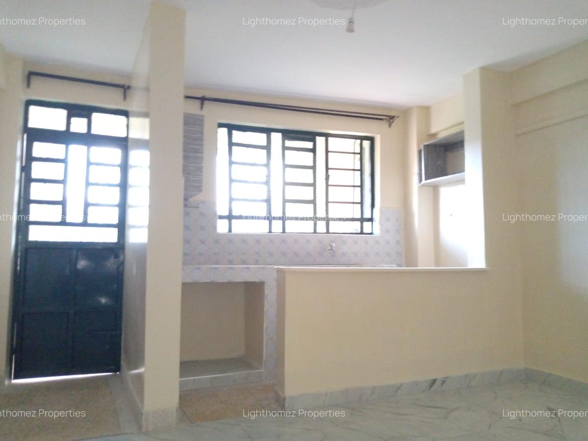 1 Bed Apartment with En Suite at Kangemi - 15