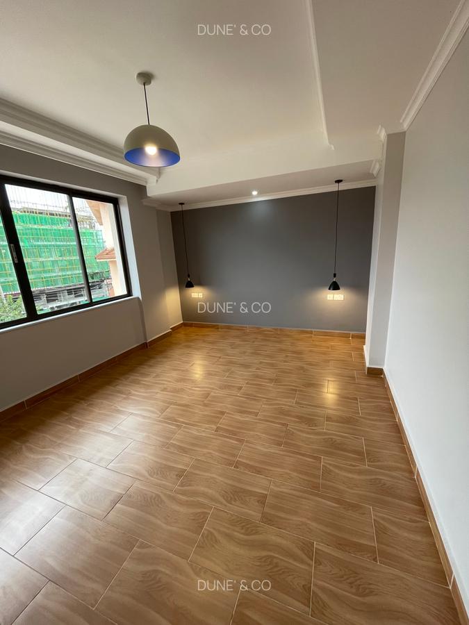 2 Bed Apartment with En Suite in Westlands Area - 11