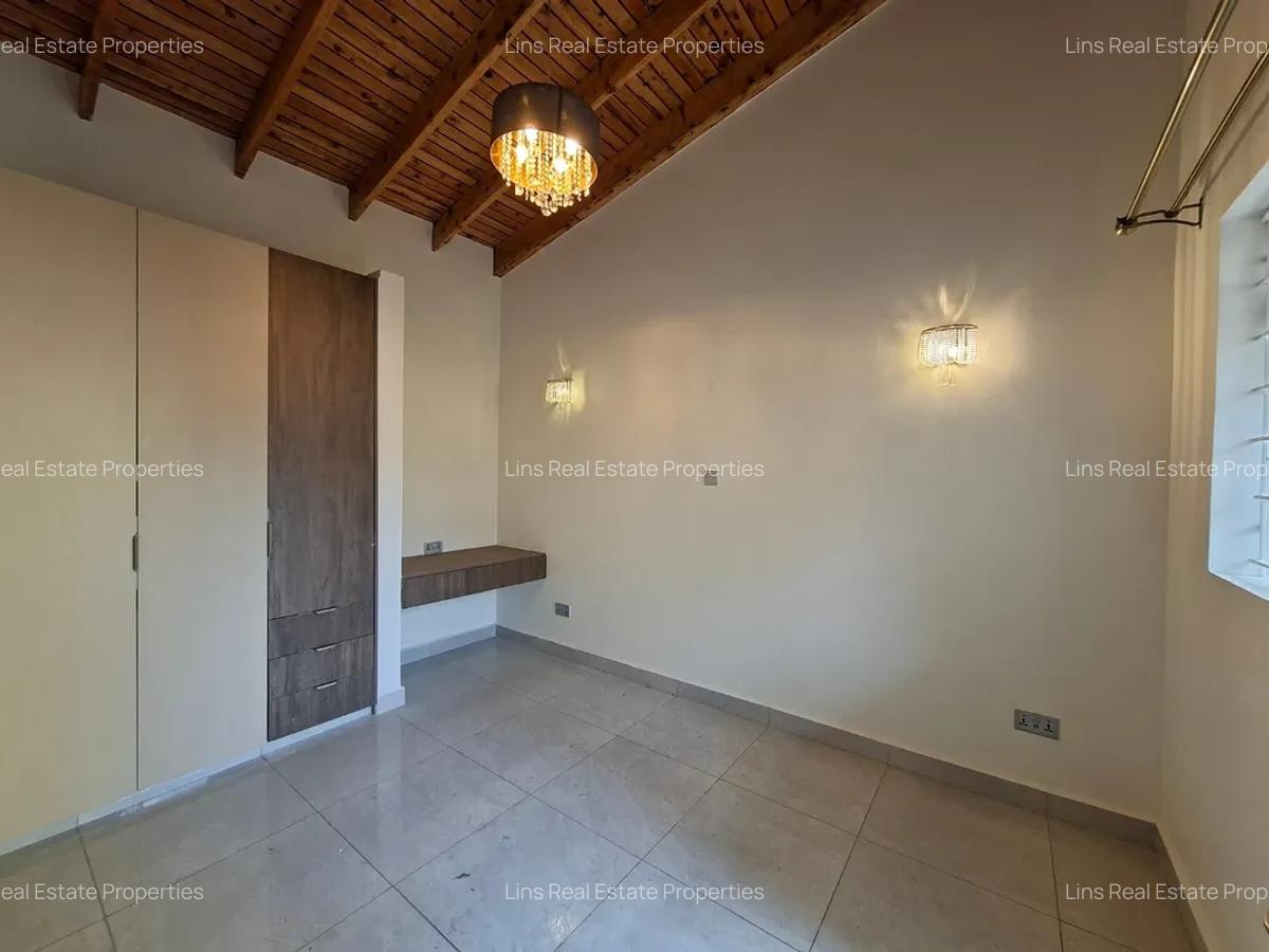 4 Bed Townhouse with En Suite in Westlands Area - 10