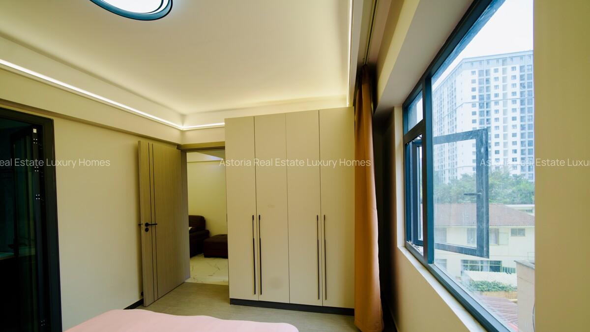3 Bed Apartment with En Suite at 2026-423 - 16