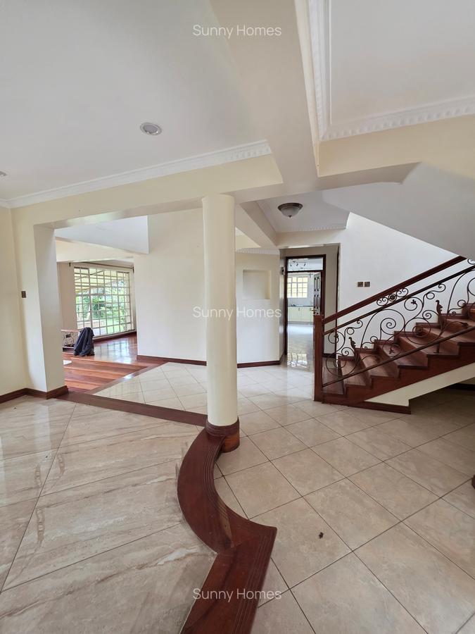5 Bed Townhouse with En Suite at Karen Miotoni - 5